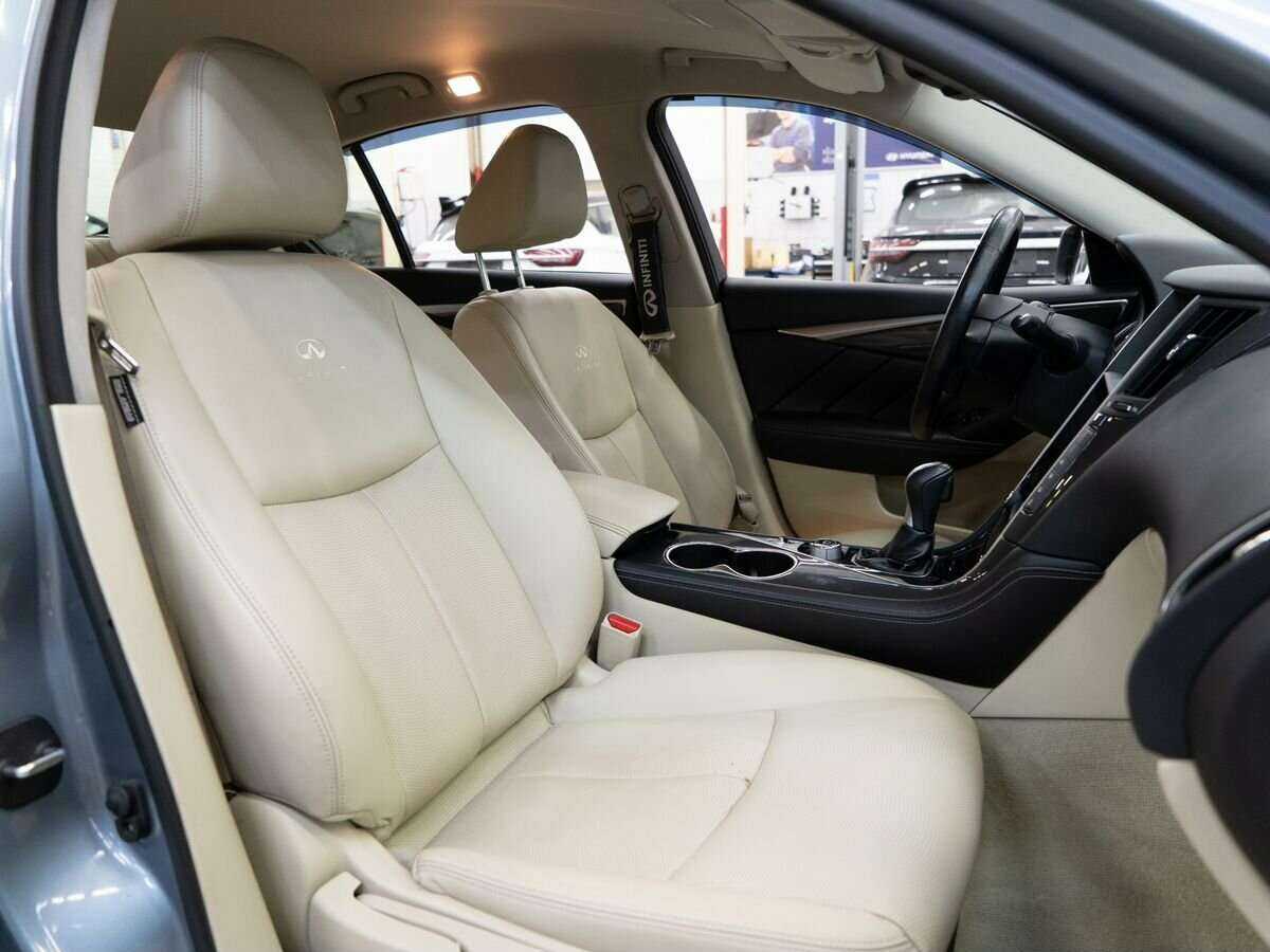 Б/У Инфинити К50 2014 года. Фото: #8