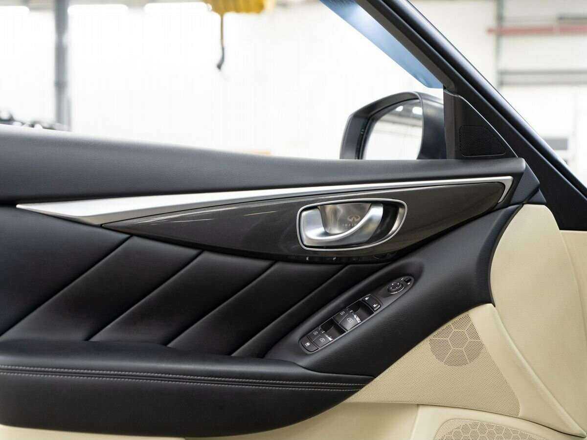 Б/У Инфинити К50 2014 года. Фото: #13