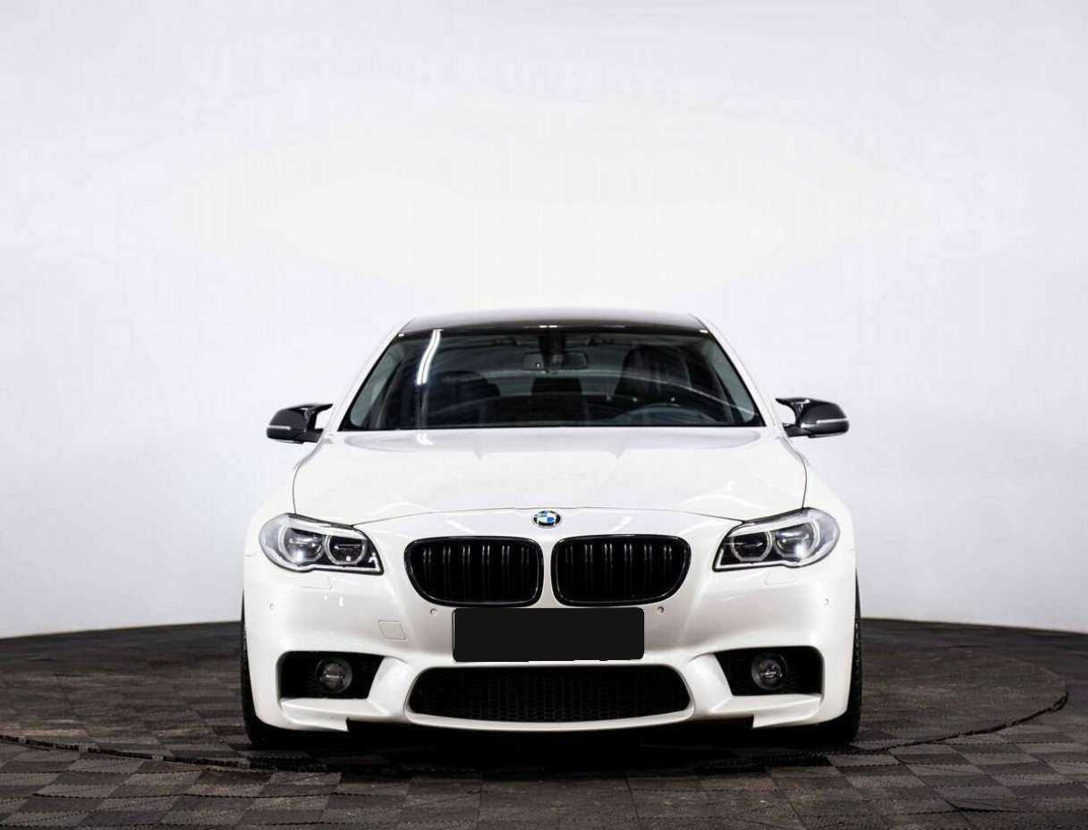 Б/У БМВ 5 серии 2016 года. Фото: #1