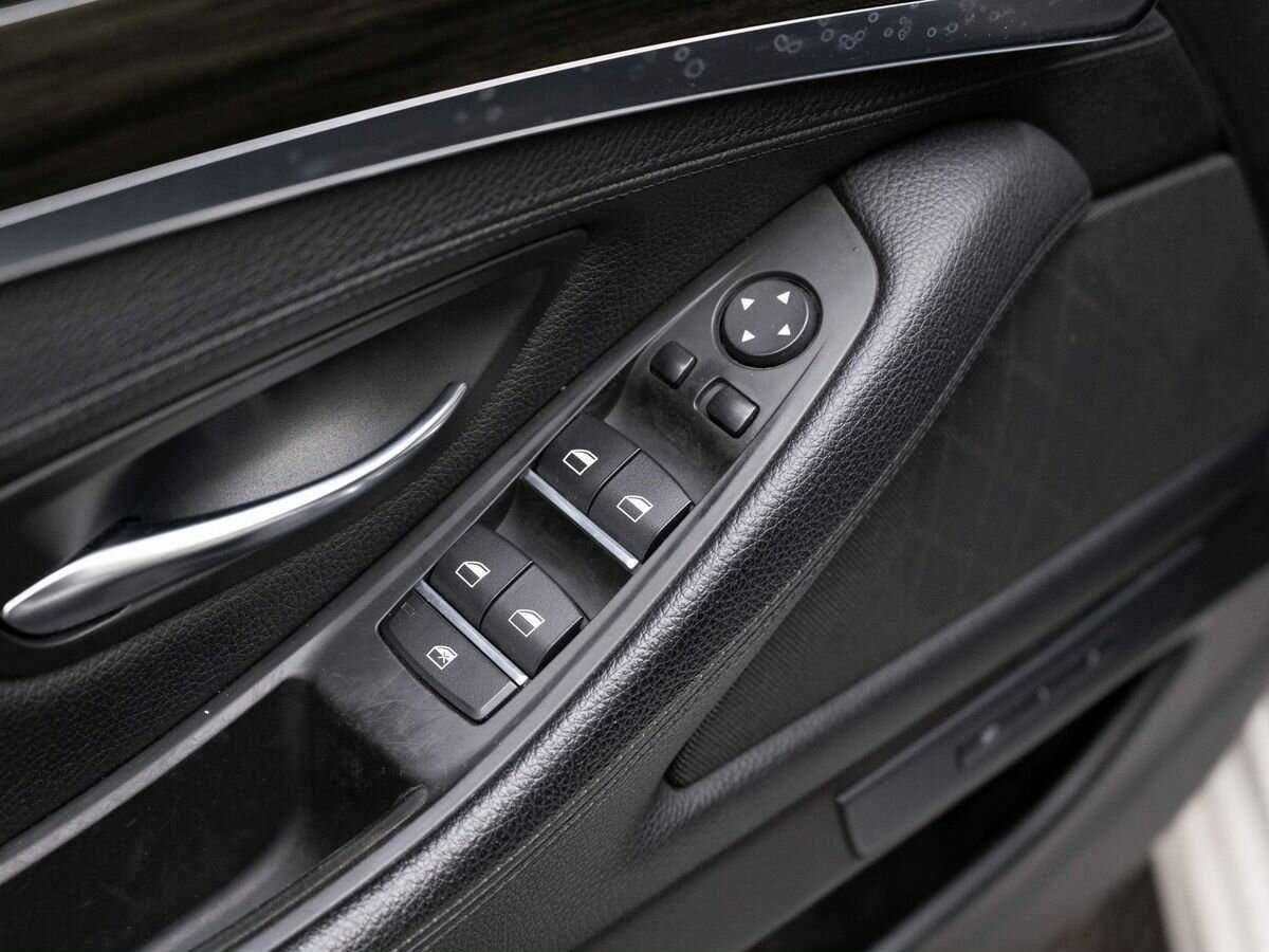 Б/У БМВ 5 серии 2016 года. Фото: #19