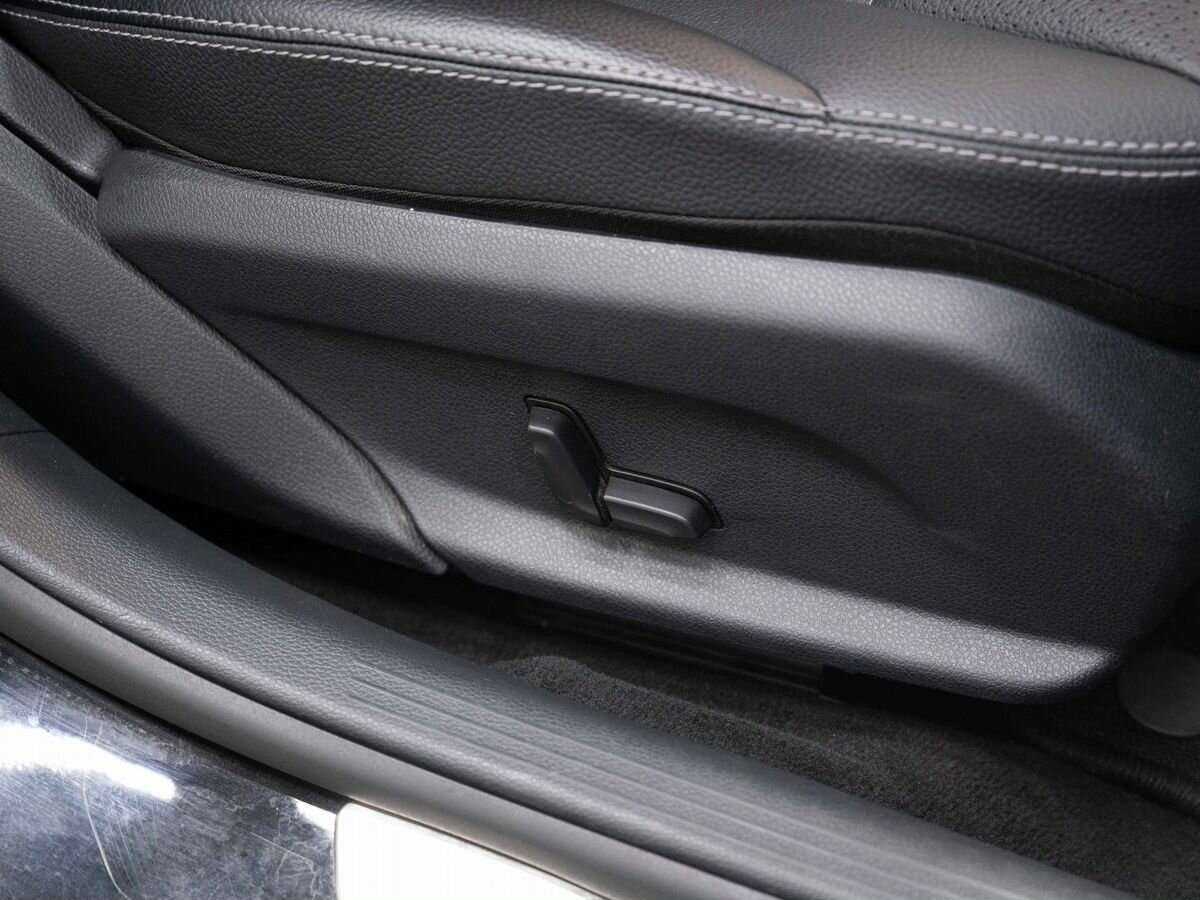 Б/У Мерседес-Бенц Ц-Класс 2015 года. Фото: #12