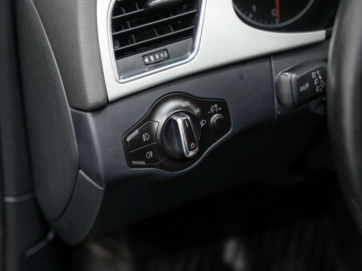 Б/У Ауди А4 2010 года. Фото: #15