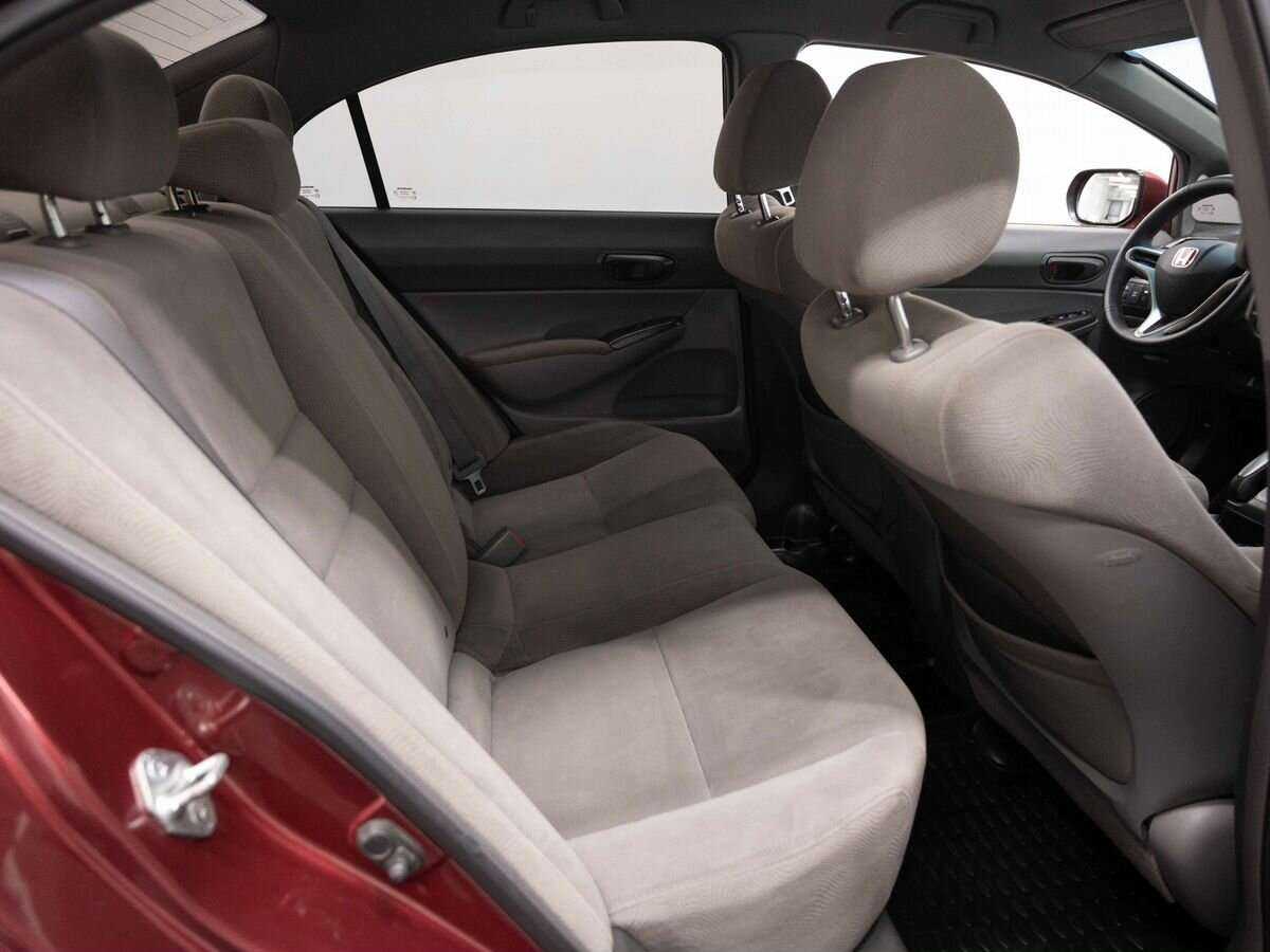 Б/У Хонда Цивик 2008 года. Фото: #9