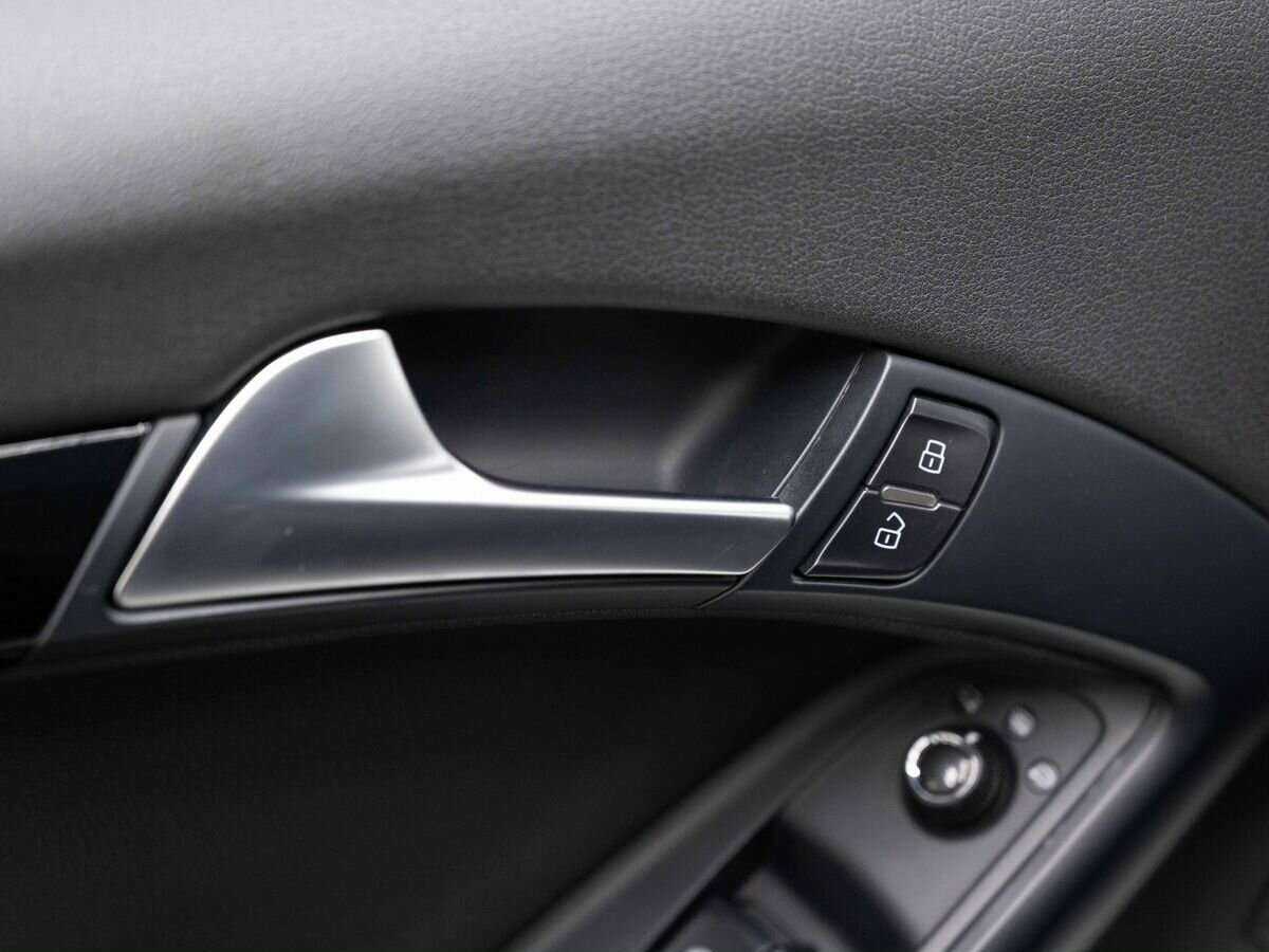 Б/У Ауди А5 2011 года. Фото: #16