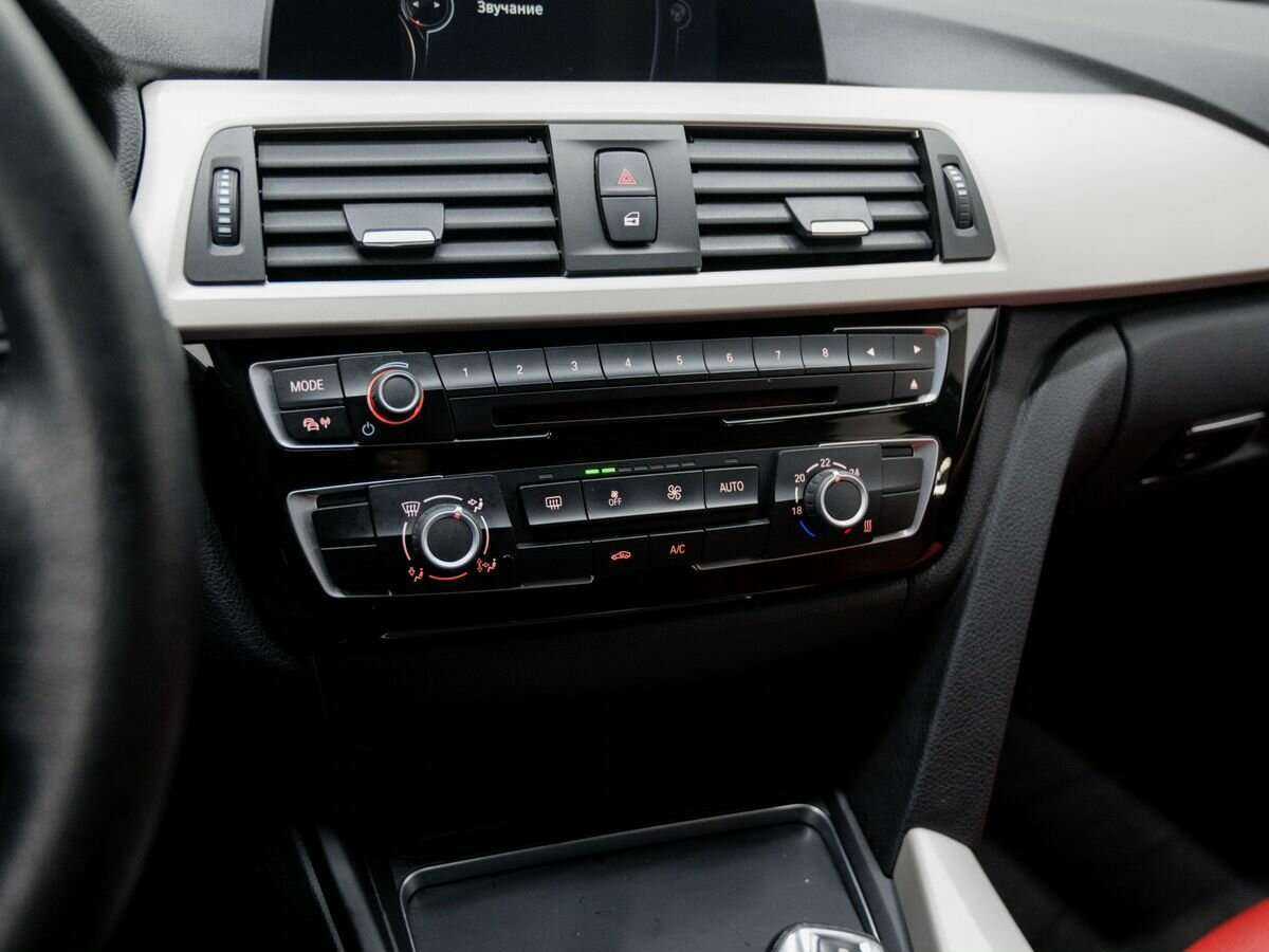 Б/У БМВ 3 серии 2015 года. Фото: #19