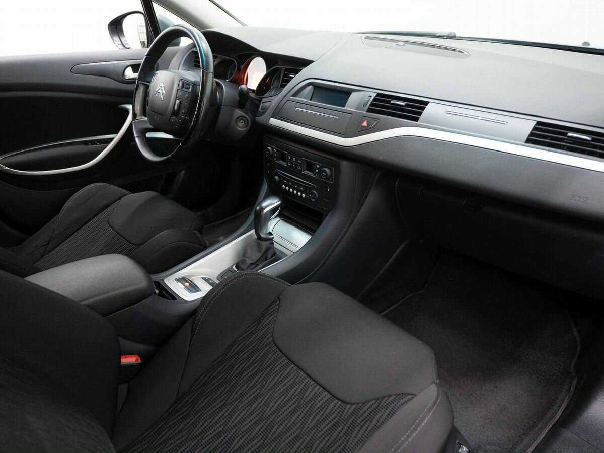 Б/У Ситроен Ц5 2012 года. Фото: #10