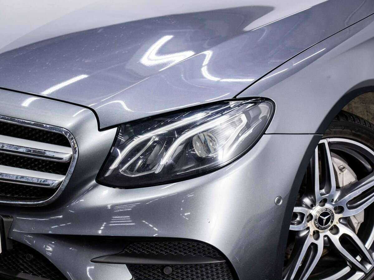 Б/У Мерседес-Бенц Е-Класс 2018 года. Фото: #5
