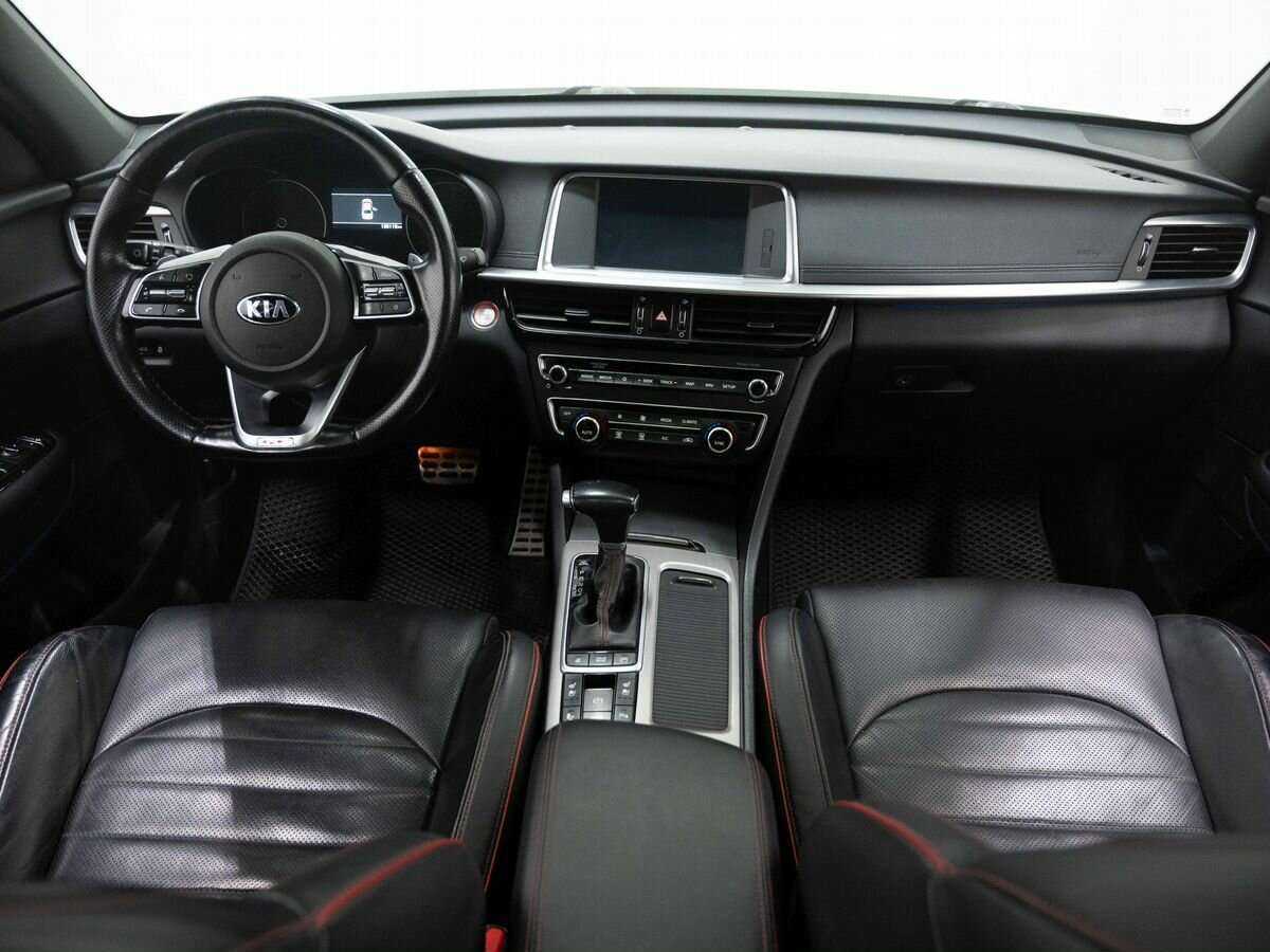 Б/У Киа Оптима 2018 года. Фото: #11