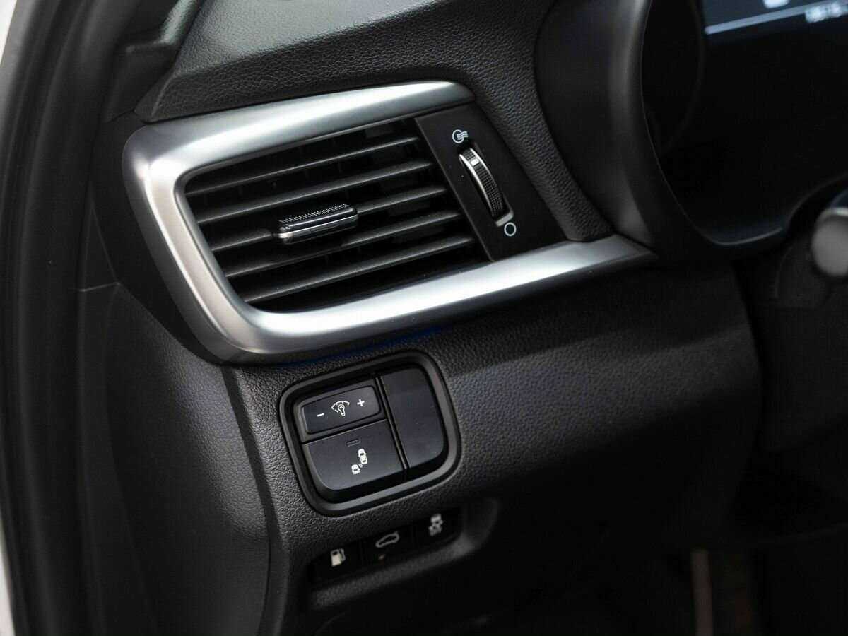 Б/У Киа Оптима 2018 года. Фото: #22