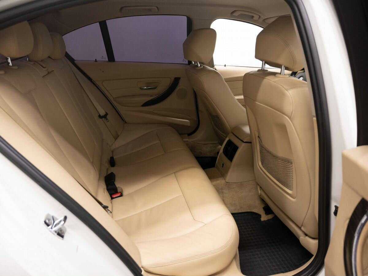 Б/У БМВ 3 серии 2012 года. Фото: #9