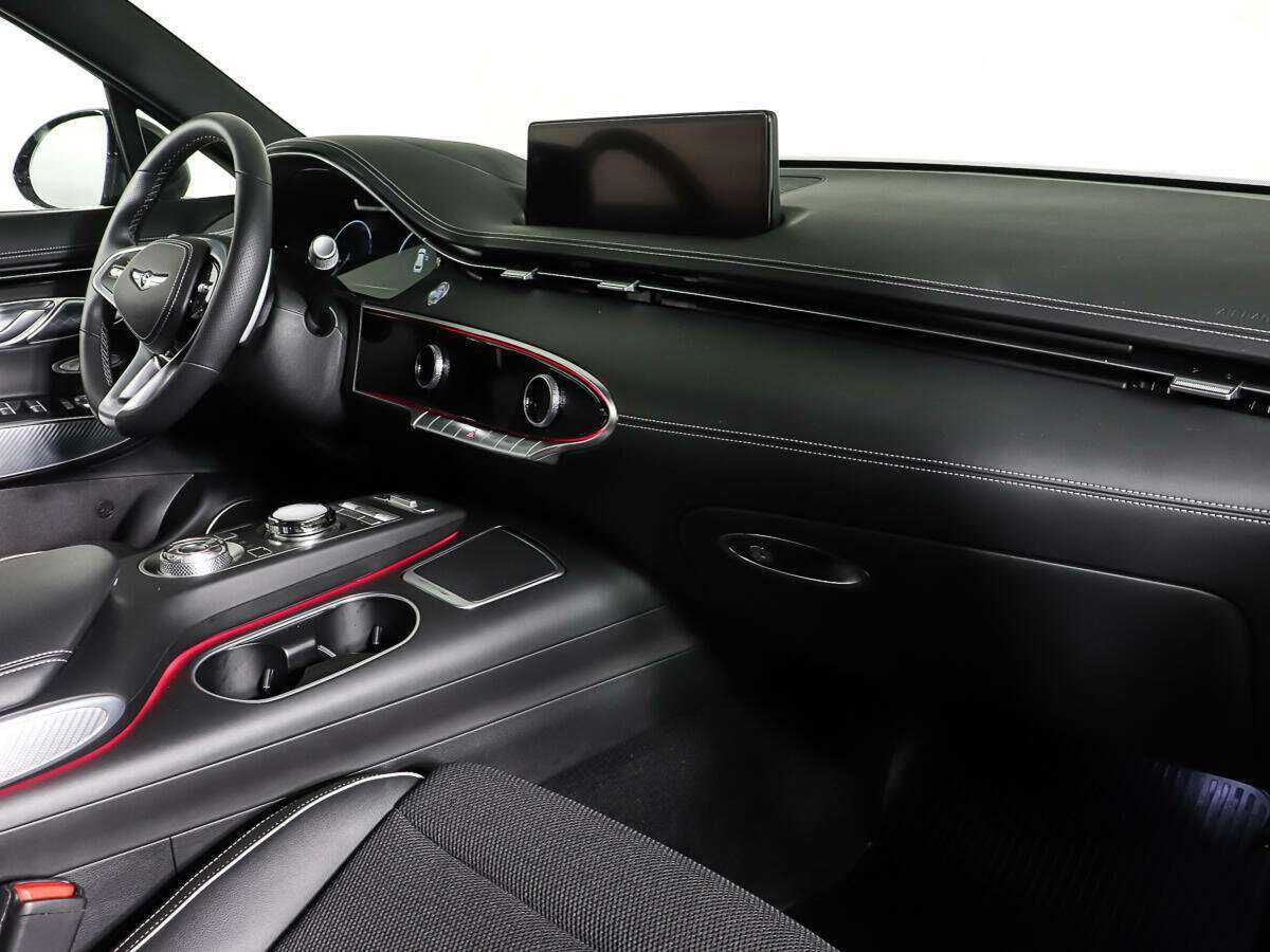 Б/У Генезис ГВ70 2022 года. Фото: #6