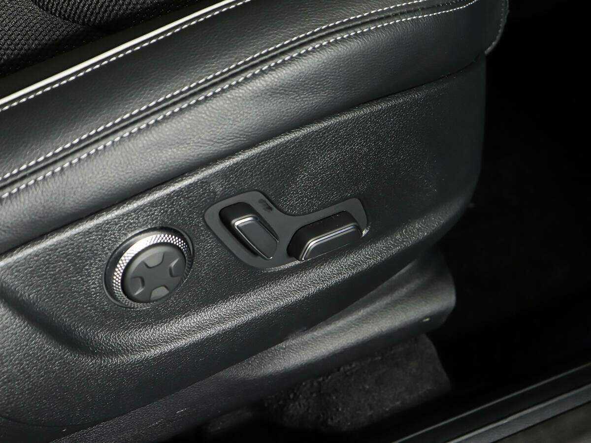 Б/У Генезис ГВ70 2022 года. Фото: #15