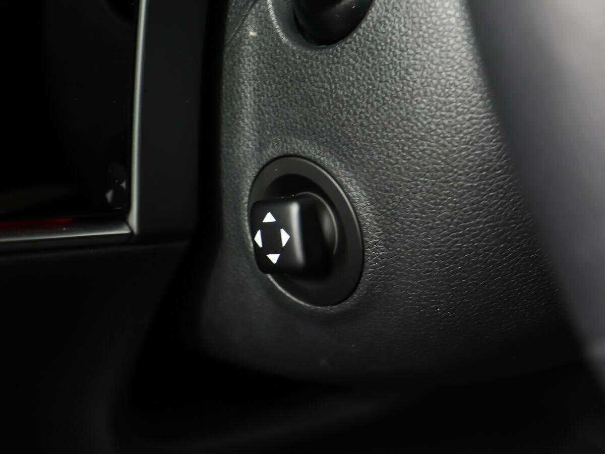 Б/У Генезис ГВ70 2022 года. Фото: #19