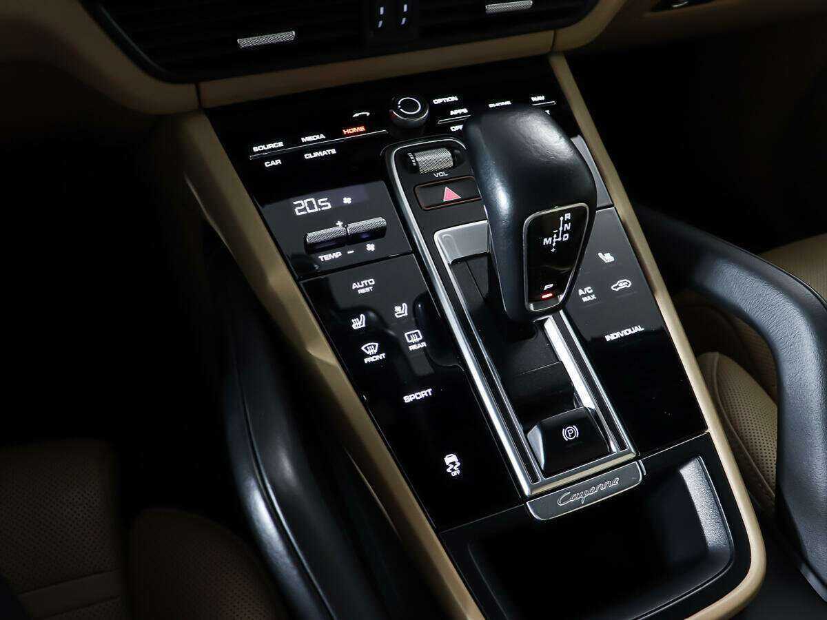 Б/У Порш Кайен 2018 года. Фото: #18