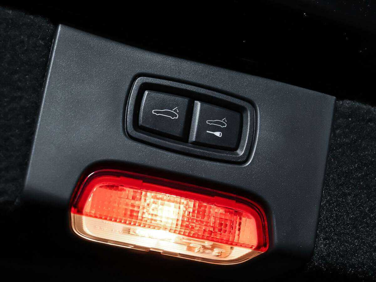 Б/У Порш Кайен 2015 года. Фото: #28