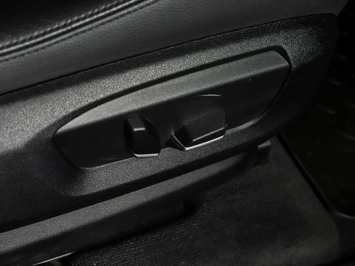 Б/У БМВ Икс6 2015 года. Фото: #14