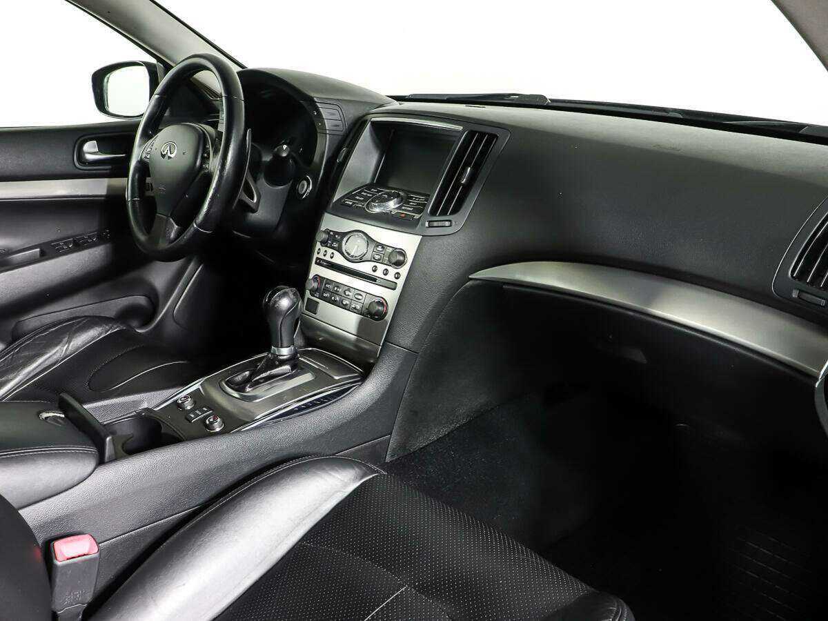 Б/У Инфинити Г 2010 года. Фото: #8