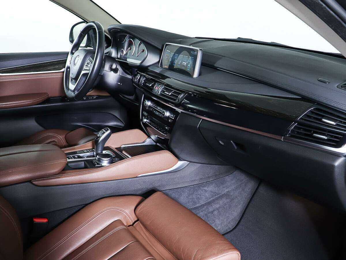 Б/У БМВ Икс6 2017 года. Фото: #9