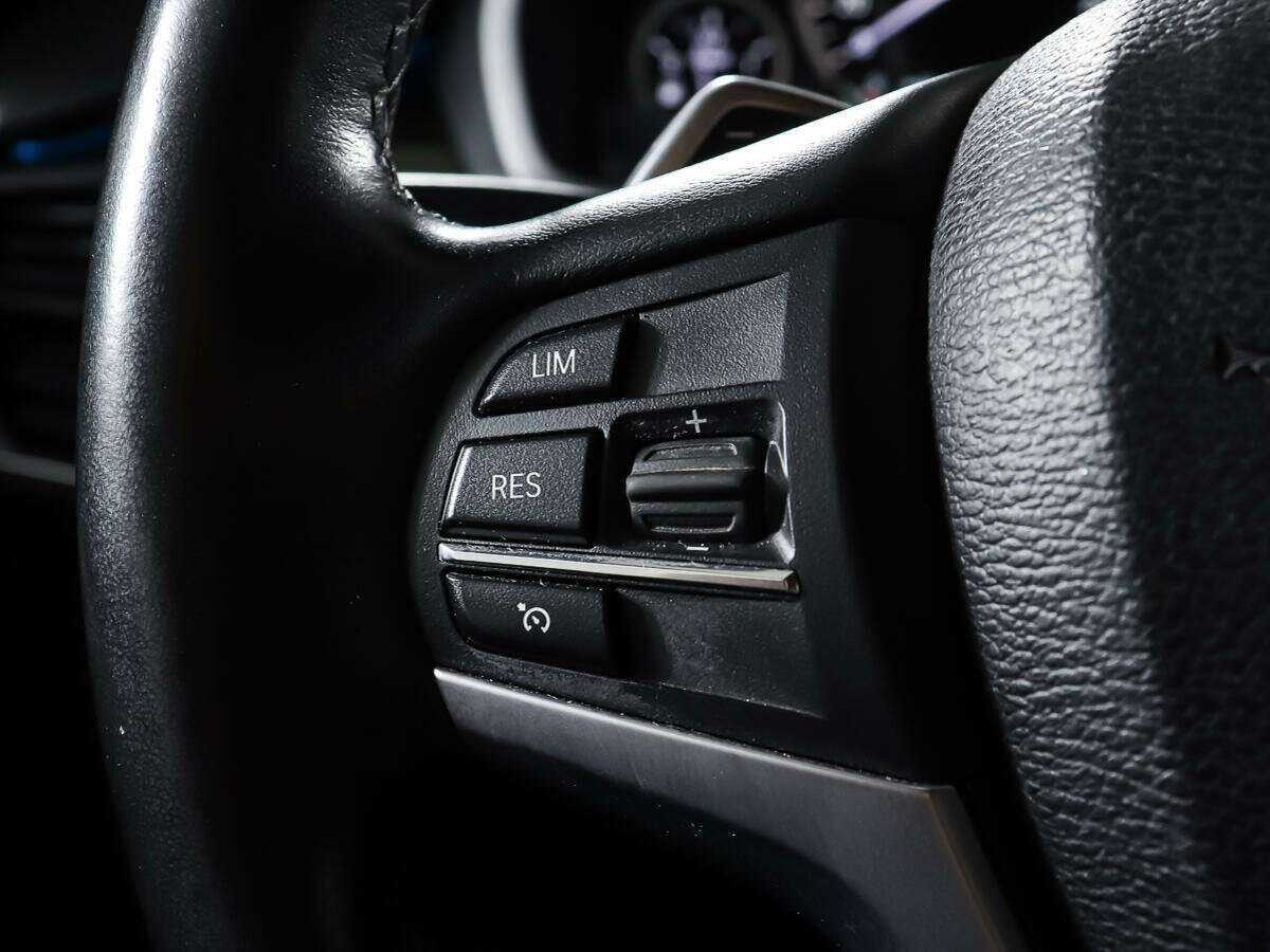 Б/У БМВ Икс6 2017 года. Фото: #20