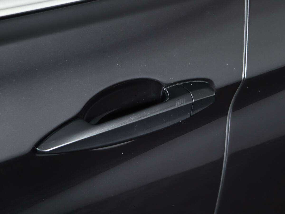 Б/У БМВ Икс6 2017 года. Фото: #27