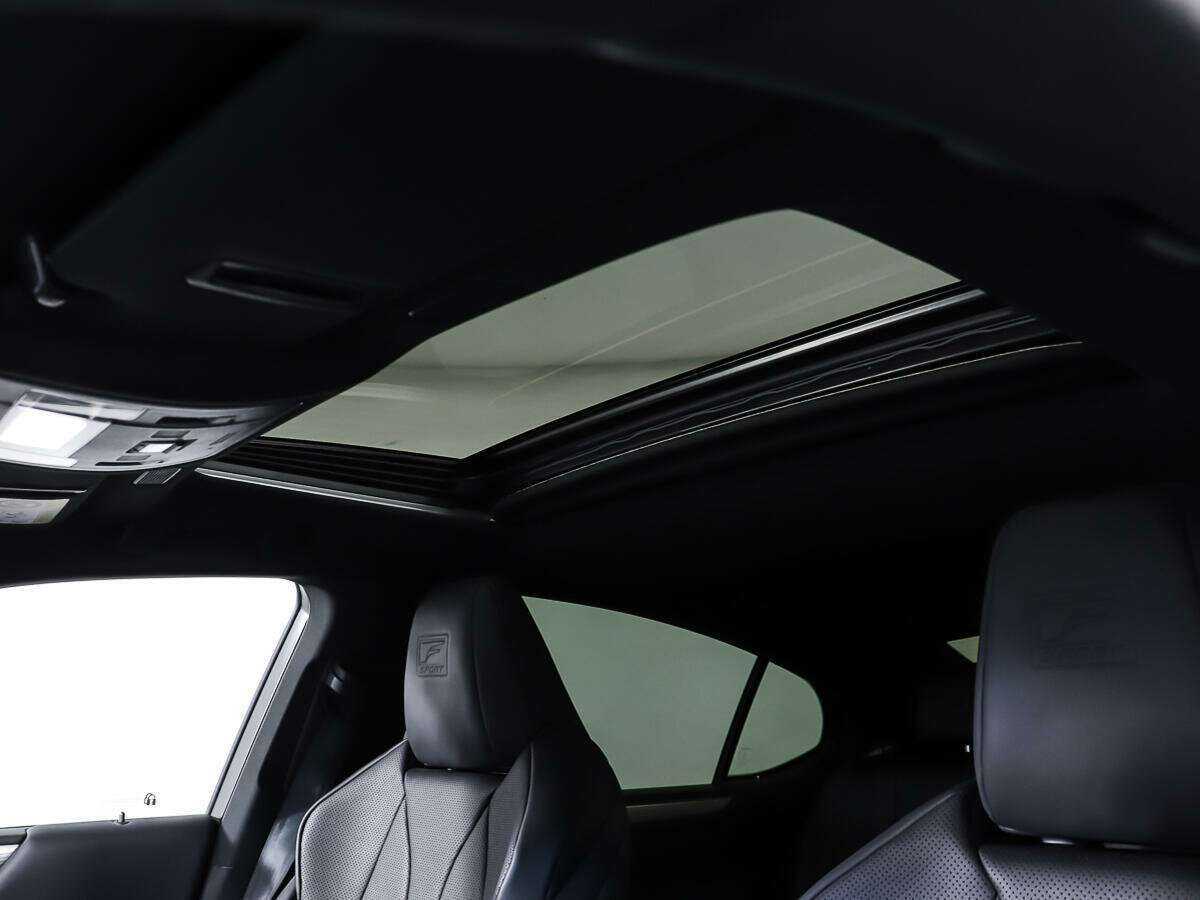 Б/У Лексус ЕС 2020 года. Фото: #19