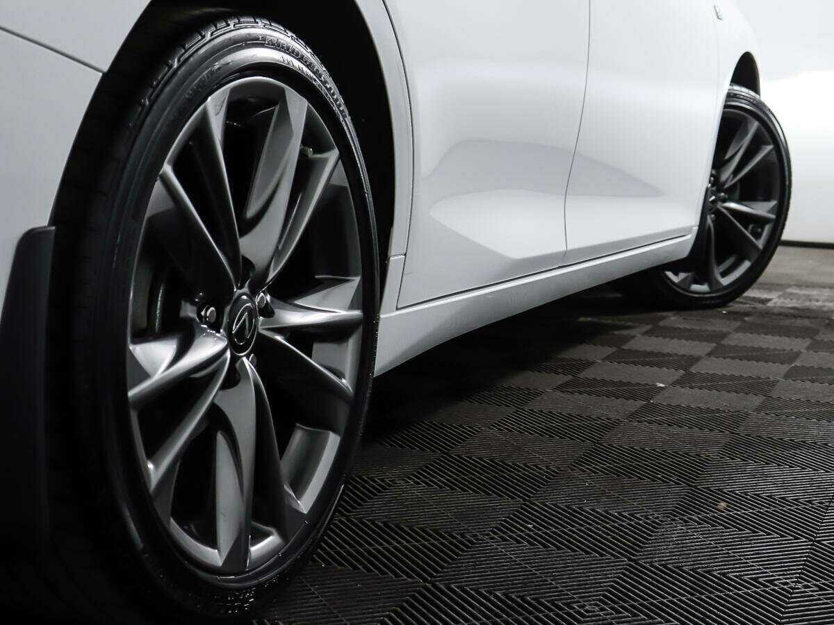 Б/У Лексус ЕС 2020 года. Фото: #24