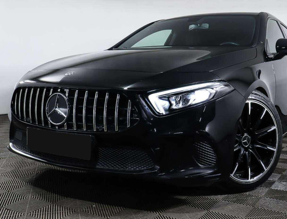 Б/У Мерседес-Бенц А-Класс 2019 года. Фото: #18