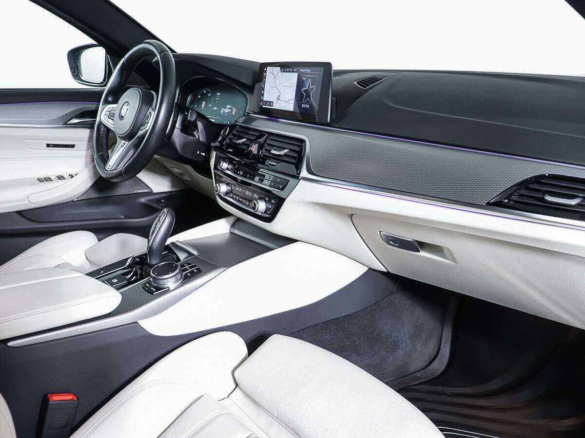 Б/У БМВ 5 серии 2019 года. Фото: #9