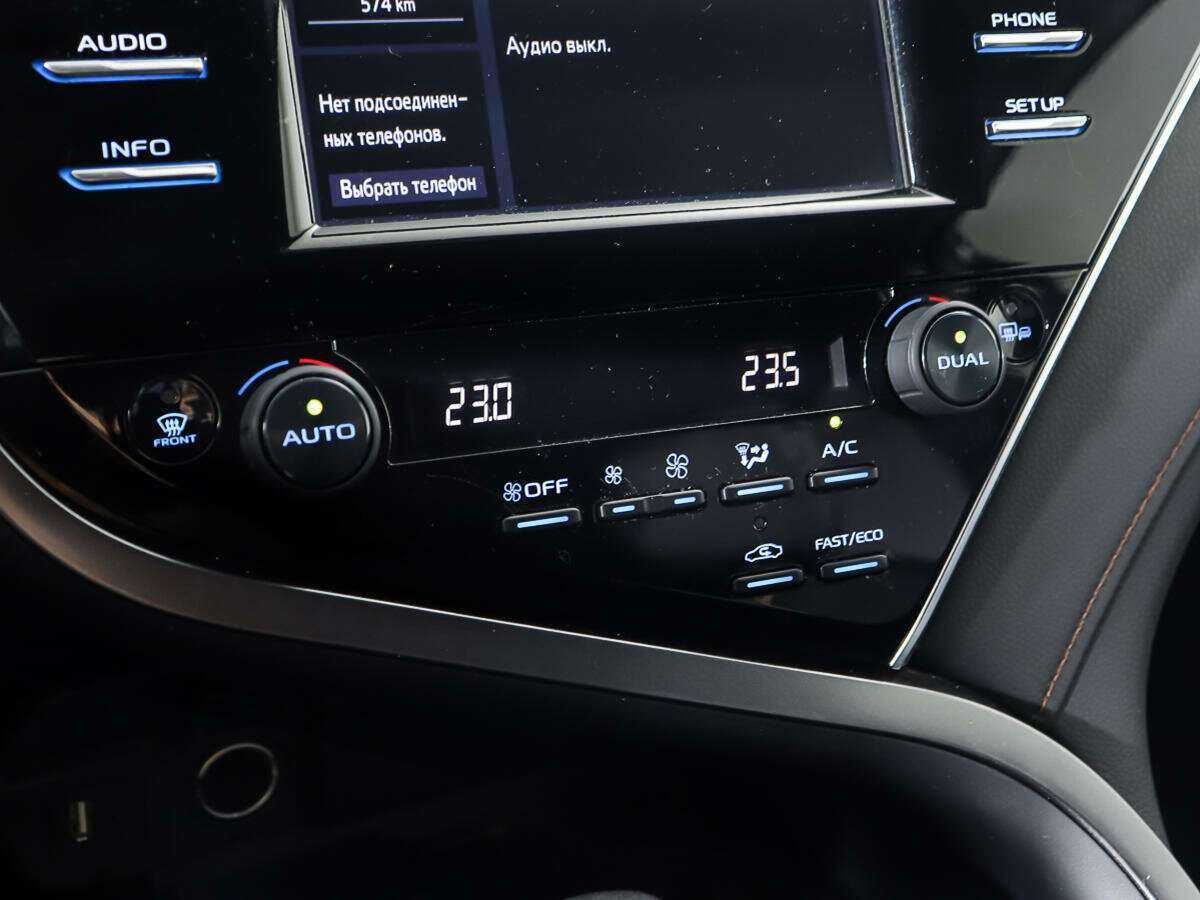 Б/У Тойота Камри 2020 года. Фото: #19