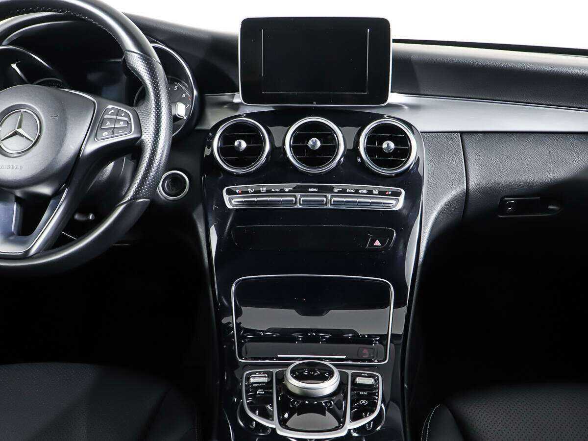 Б/У Мерседес-Бенц Ц-Класс 2014 года. Фото: #11