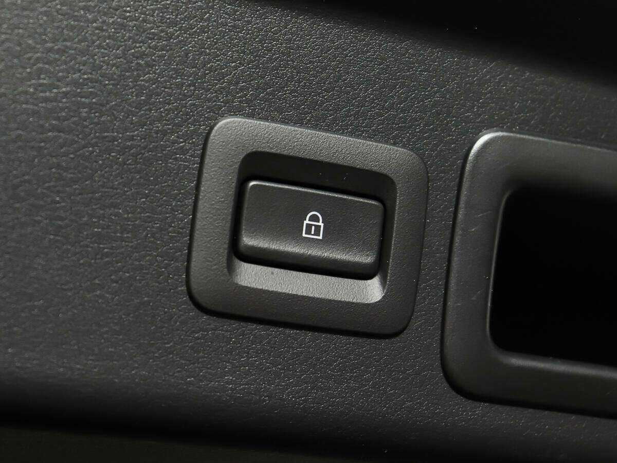 Б/У Мазда Ц-Икс-30 2021 года. Фото: #16