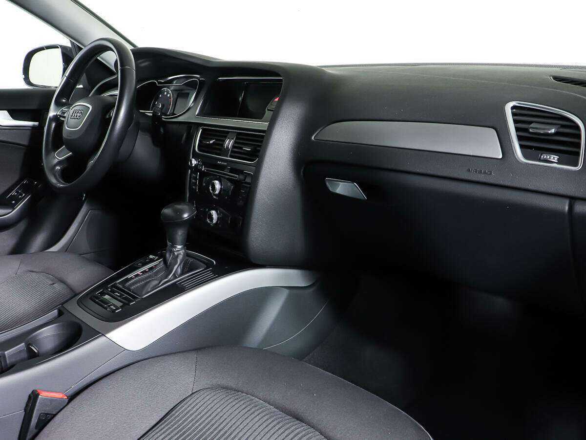 Б/У Ауди А4 2014 года. Фото: #10