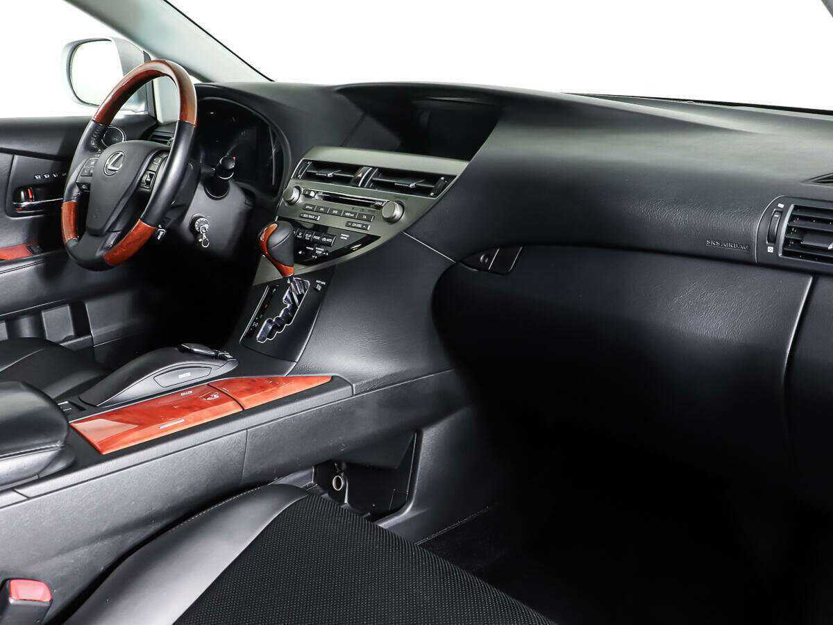 Б/У Лексус Р-Икс 2010 года. Фото: #8