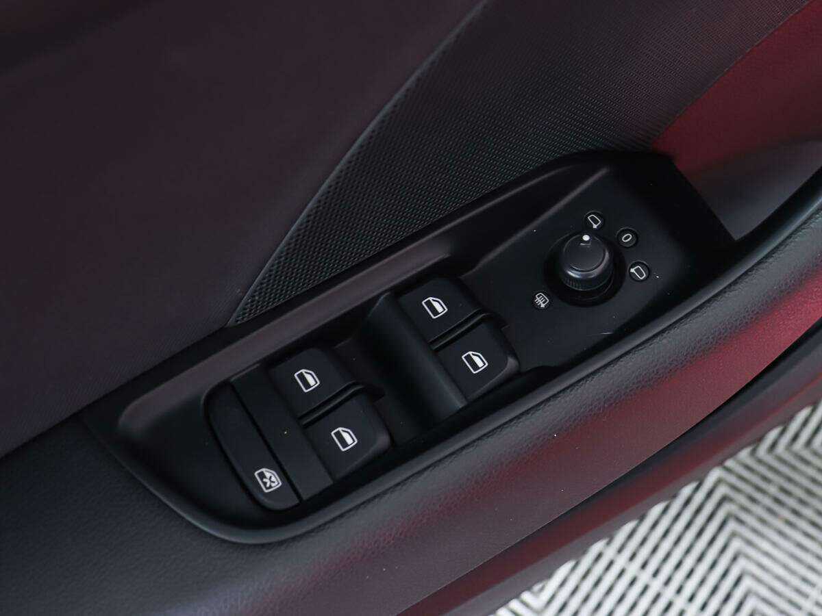 Б/У Ауди А3 2015 года. Фото: #14