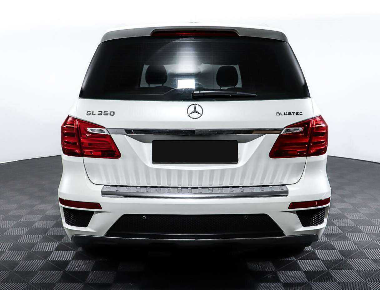 Б/У Мерседес-Бенц ГЛ-Класс 2015 года. Фото: #5