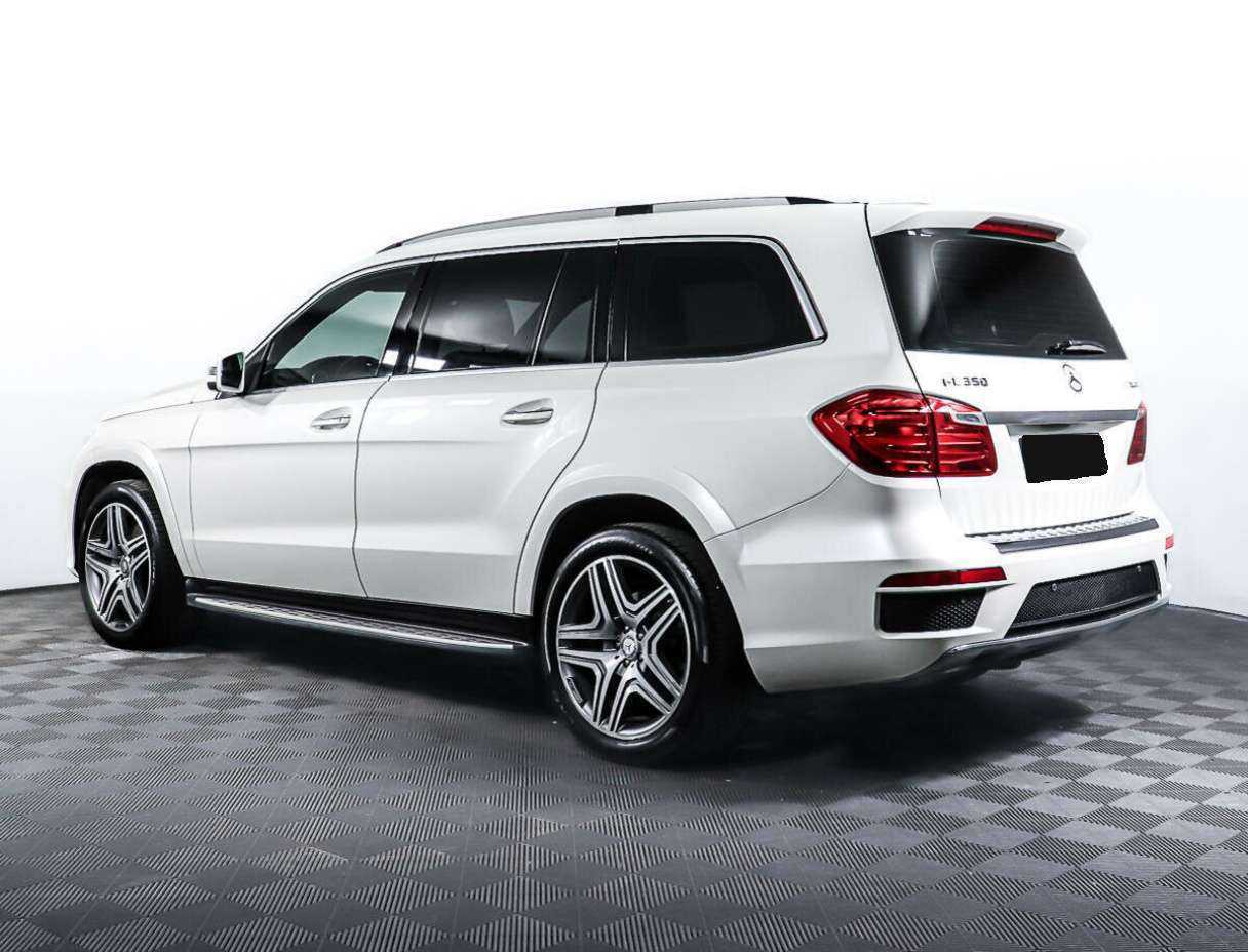 Б/У Мерседес-Бенц ГЛ-Класс 2015 года. Фото: #6