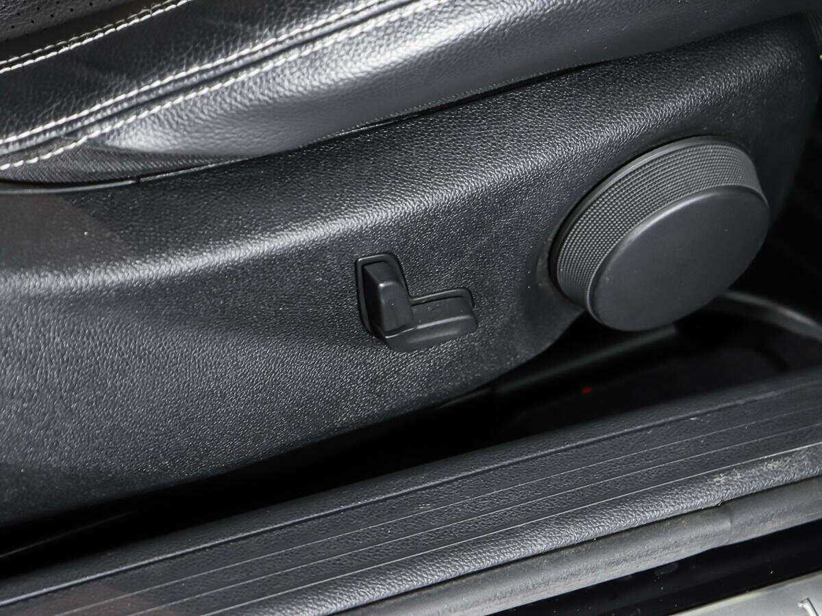 Б/У Мерседес-Бенц Ц-Класс 2012 года. Фото: #15