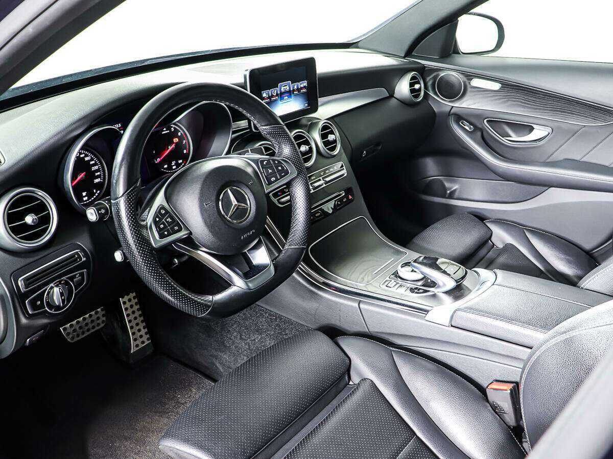 Б/У Мерседес-Бенц Ц-Класс 2016 года. Фото: #12