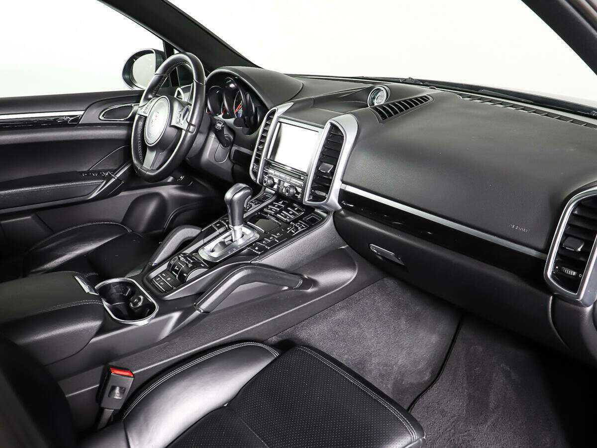 Б/У Порш Кайен 2012 года. Фото: #10