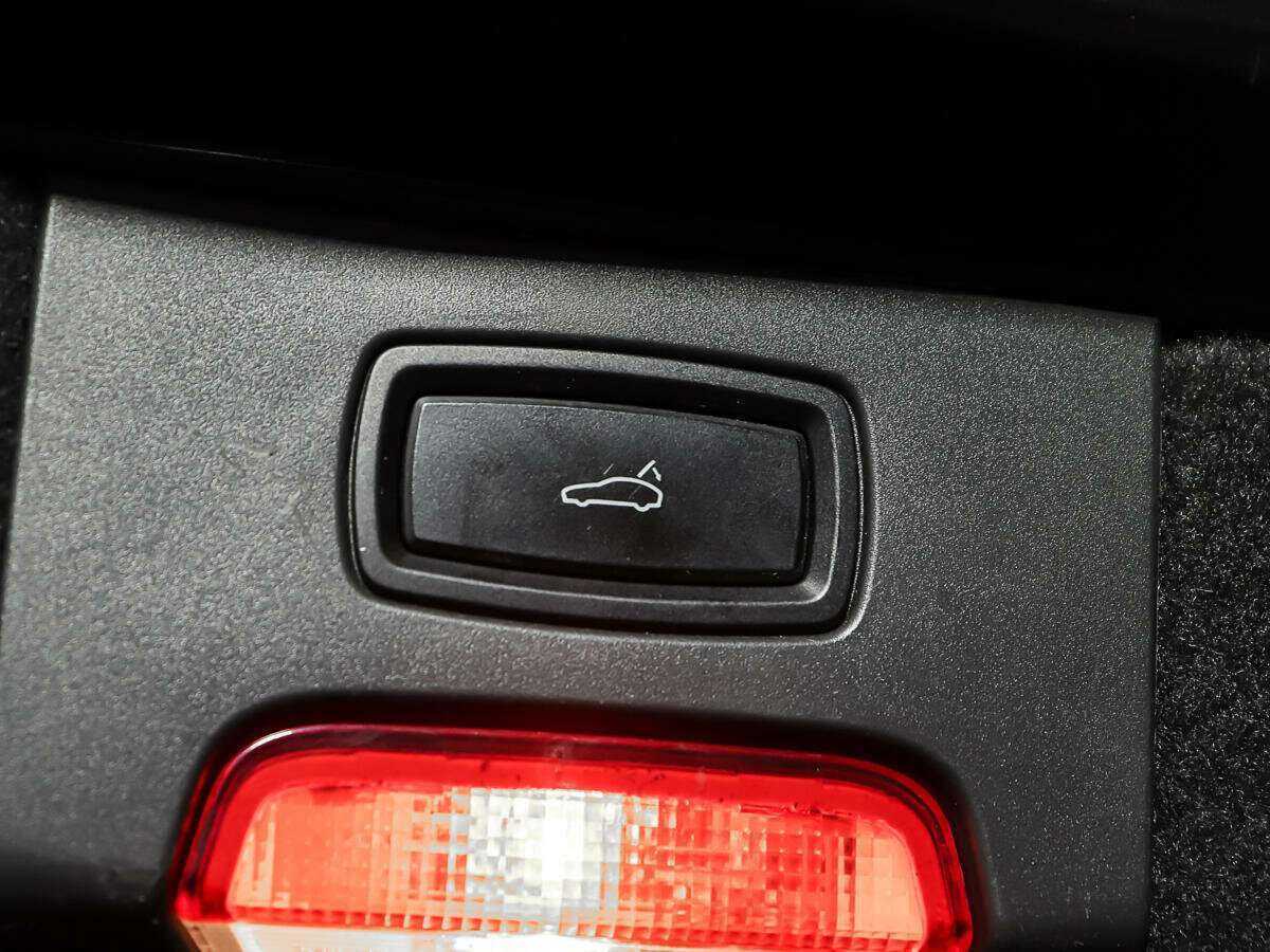 Б/У Порш Кайен 2012 года. Фото: #18