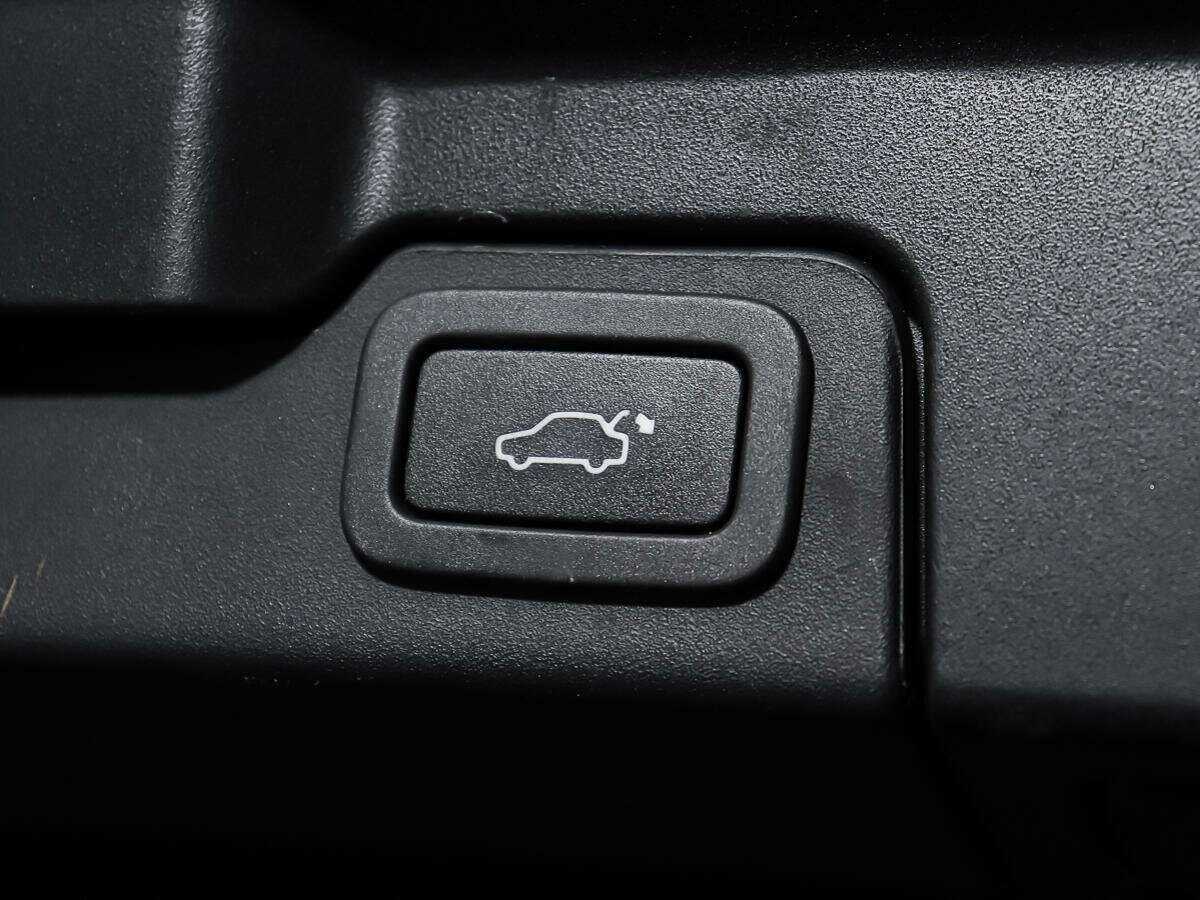 Б/У Лэнд Ровер Рэнж Ровер Эвок 2012 года. Фото: #16