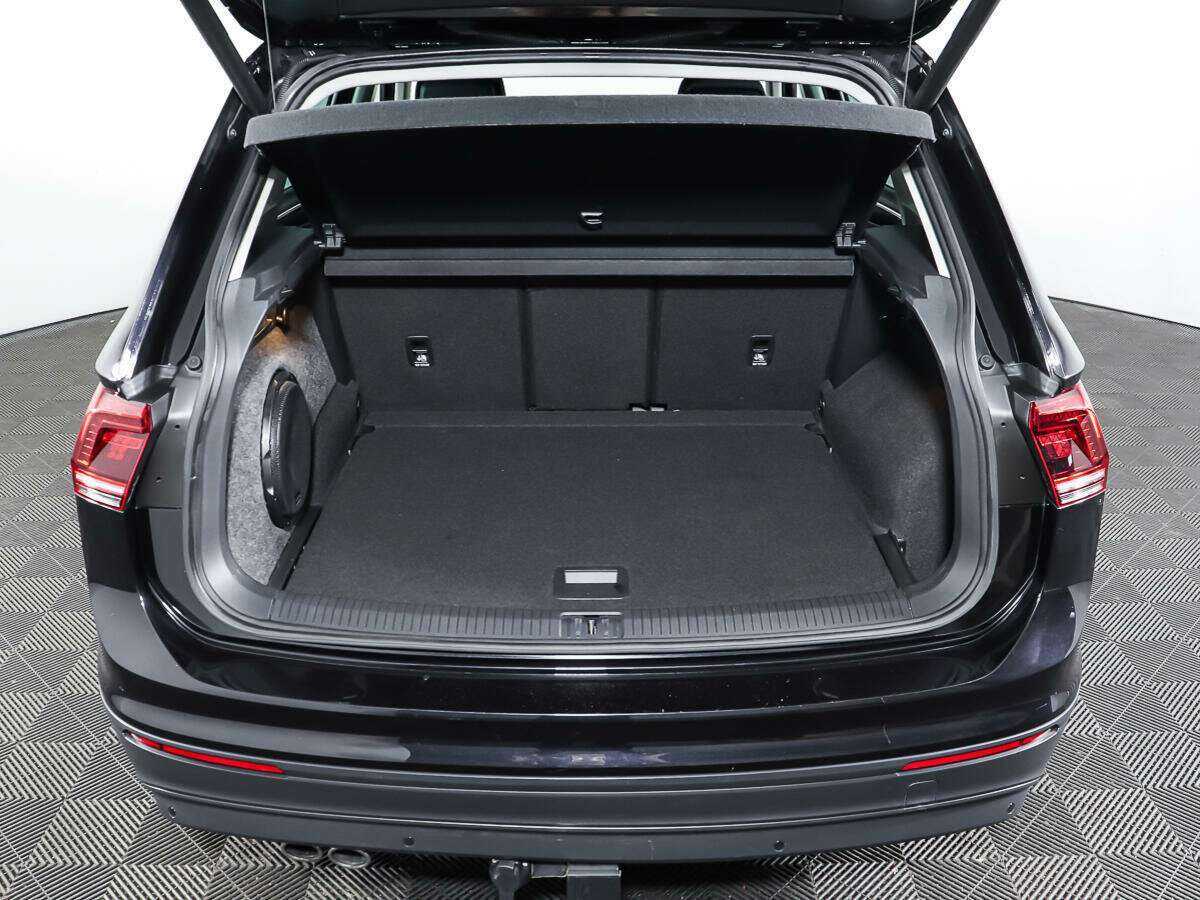 Б/У Фольксваген Тигуан 2020 года. Фото: #8