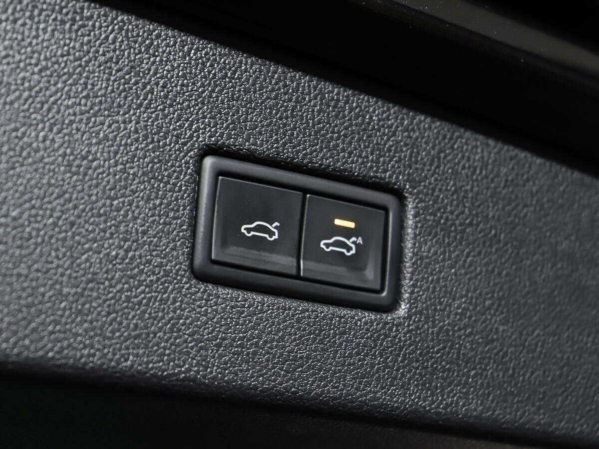 Б/У Фольксваген Тигуан 2020 года. Фото: #16