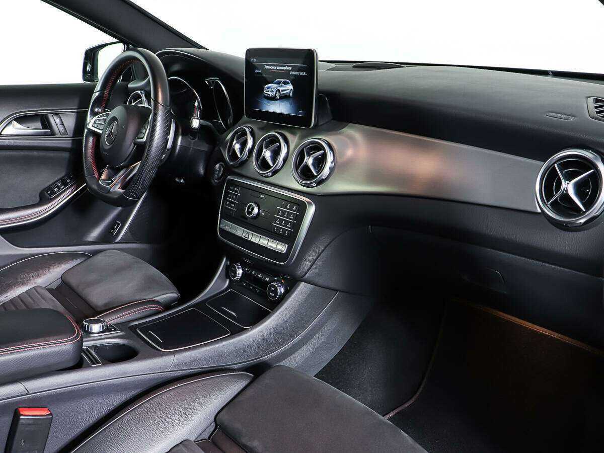 Б/У Мерседес-Бенц ГЛА 2018 года. Фото: #7