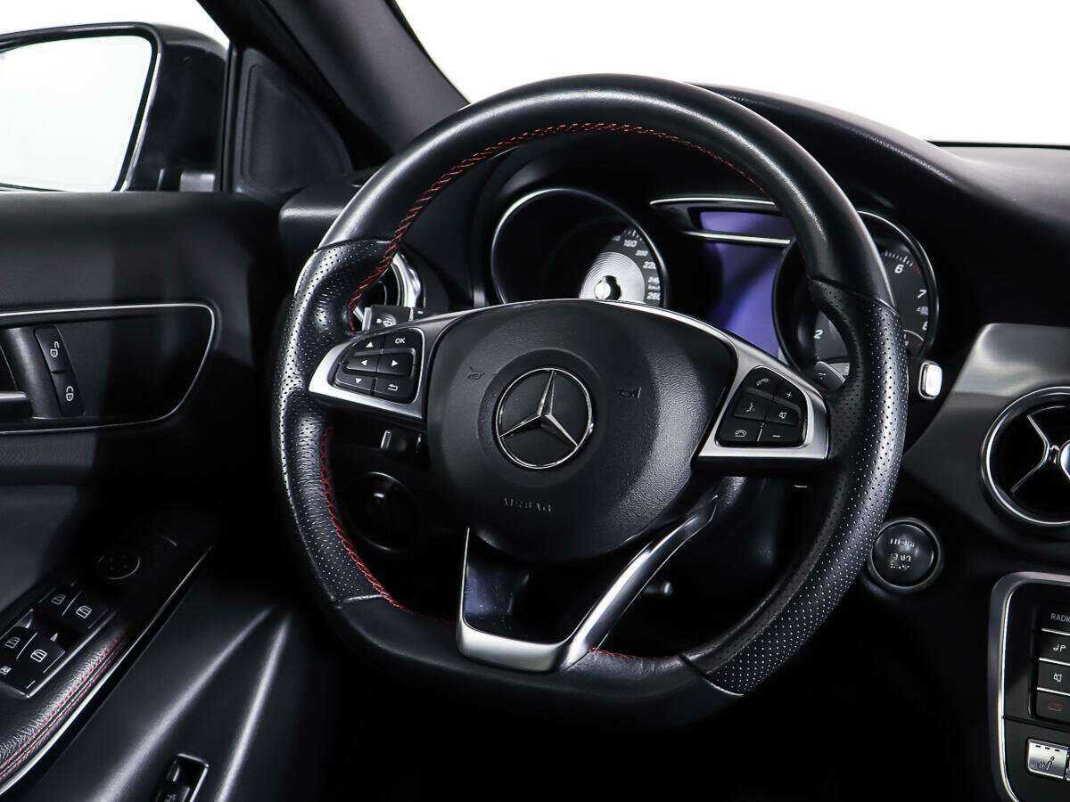 Б/У Мерседес-Бенц ГЛА 2018 года. Фото: #13