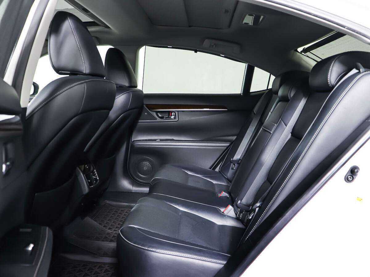 Б/У Лексус ЕС 2013 года. Фото: #9