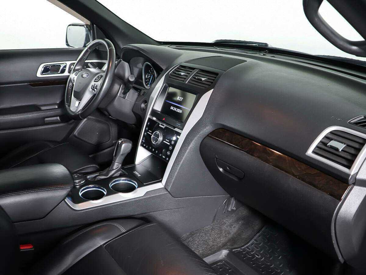 Б/У Форд Експлорер 2011 года. Фото: #8