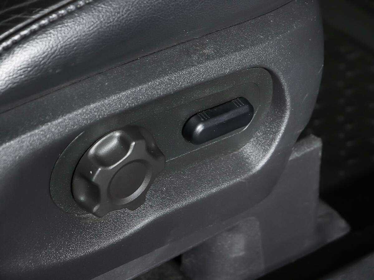 Б/У Форд Експлорер 2011 года. Фото: #17