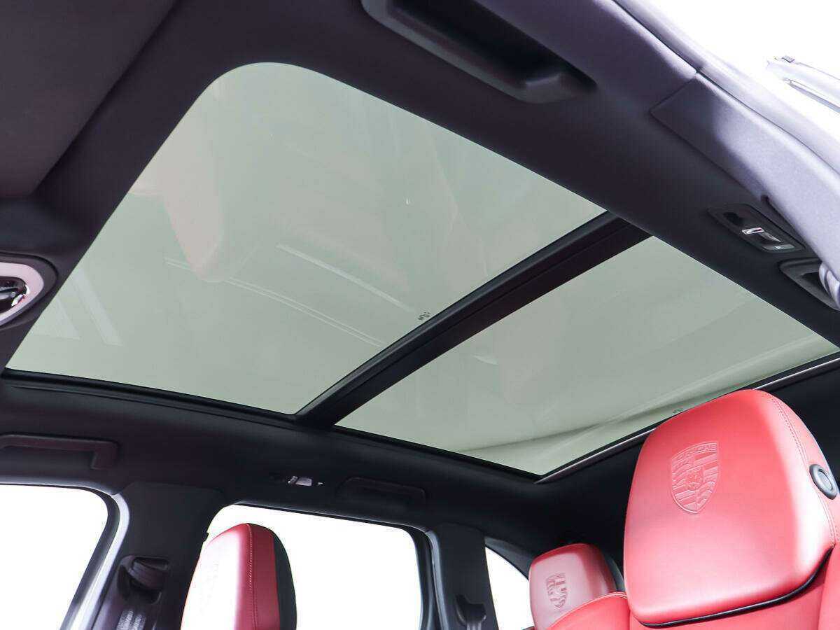 Б/У Порш Кайен 2017 года. Фото: #24