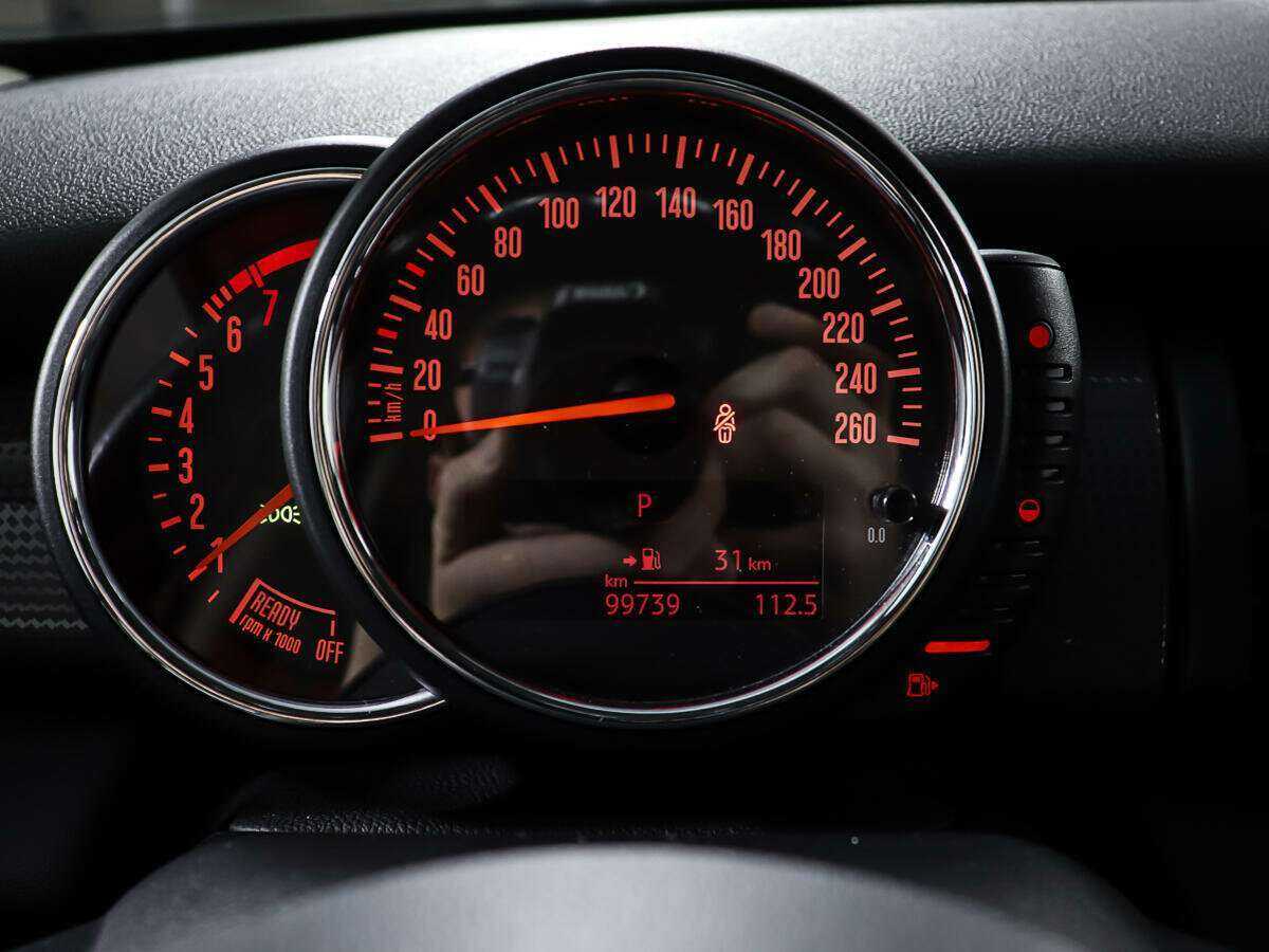 Б/У Мини Хэтч 2016 года. Фото: #12